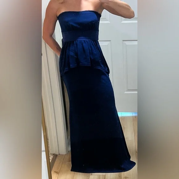 BCBG | Dresses | Bcbg Formal Gown | Poshmark
